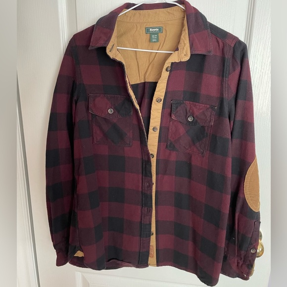 Roots Womens plaid button up. Size XS. - Picture 1 of 3